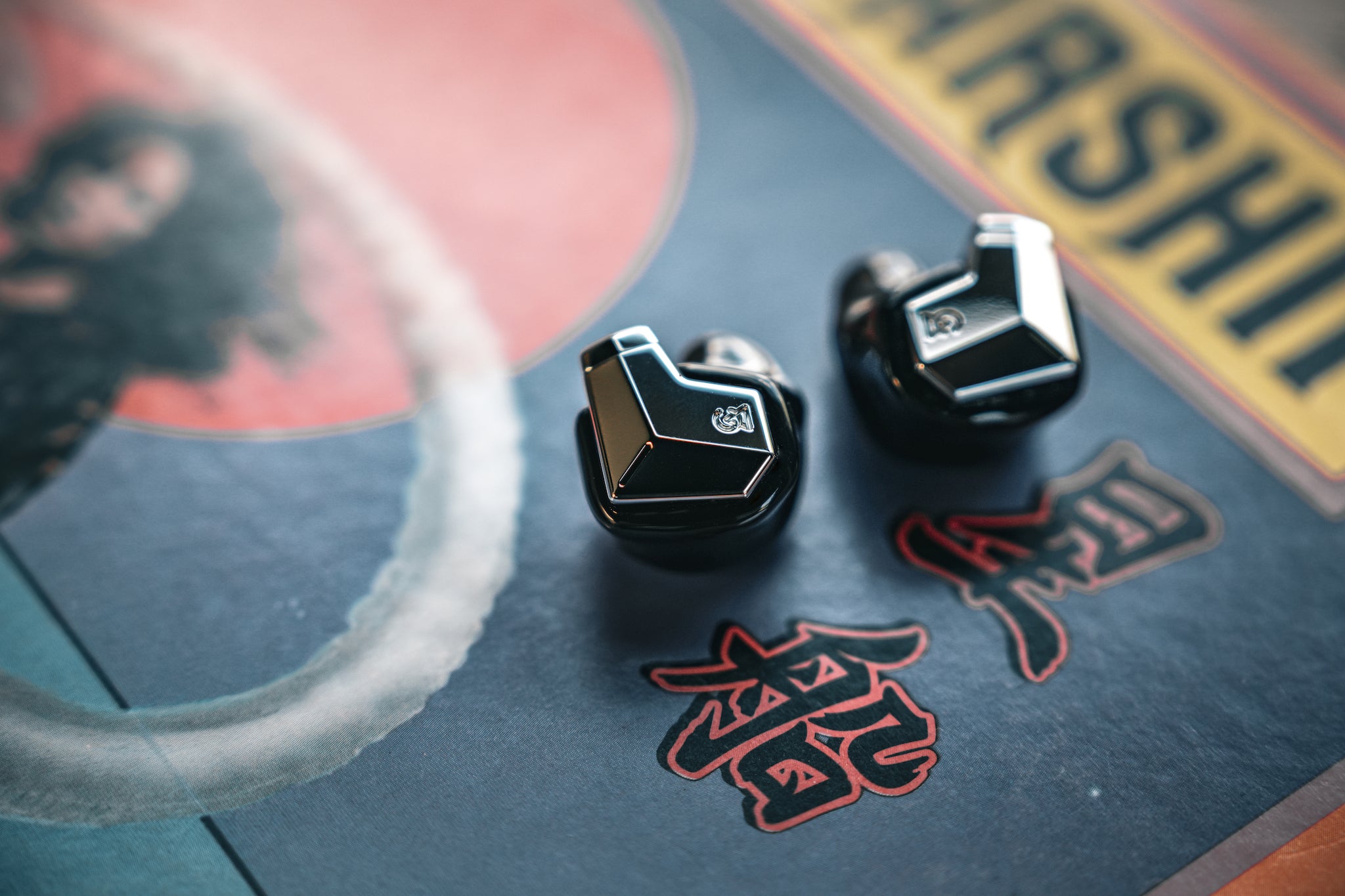 Campfire Audio Supermoon Deluxe Review 極美品)campfire audio