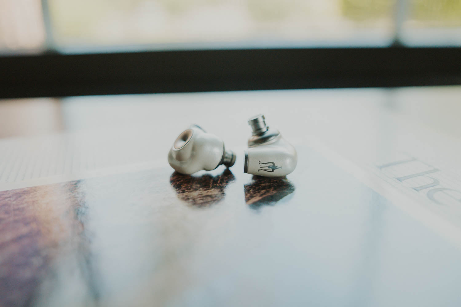 Simple, Natural Beauty | Meze Alba Review
