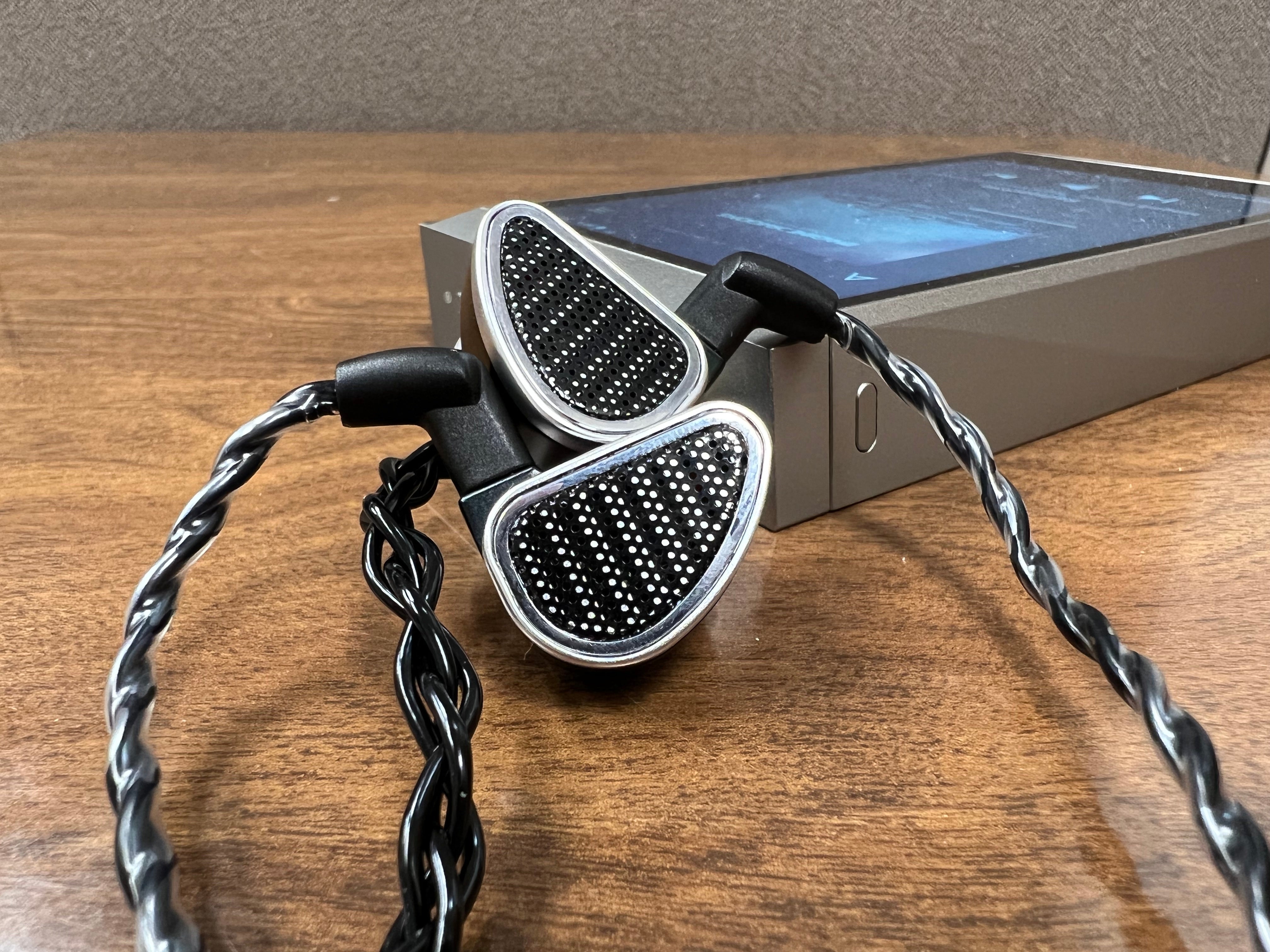 64 Audio Duo Review | Bloom Audio