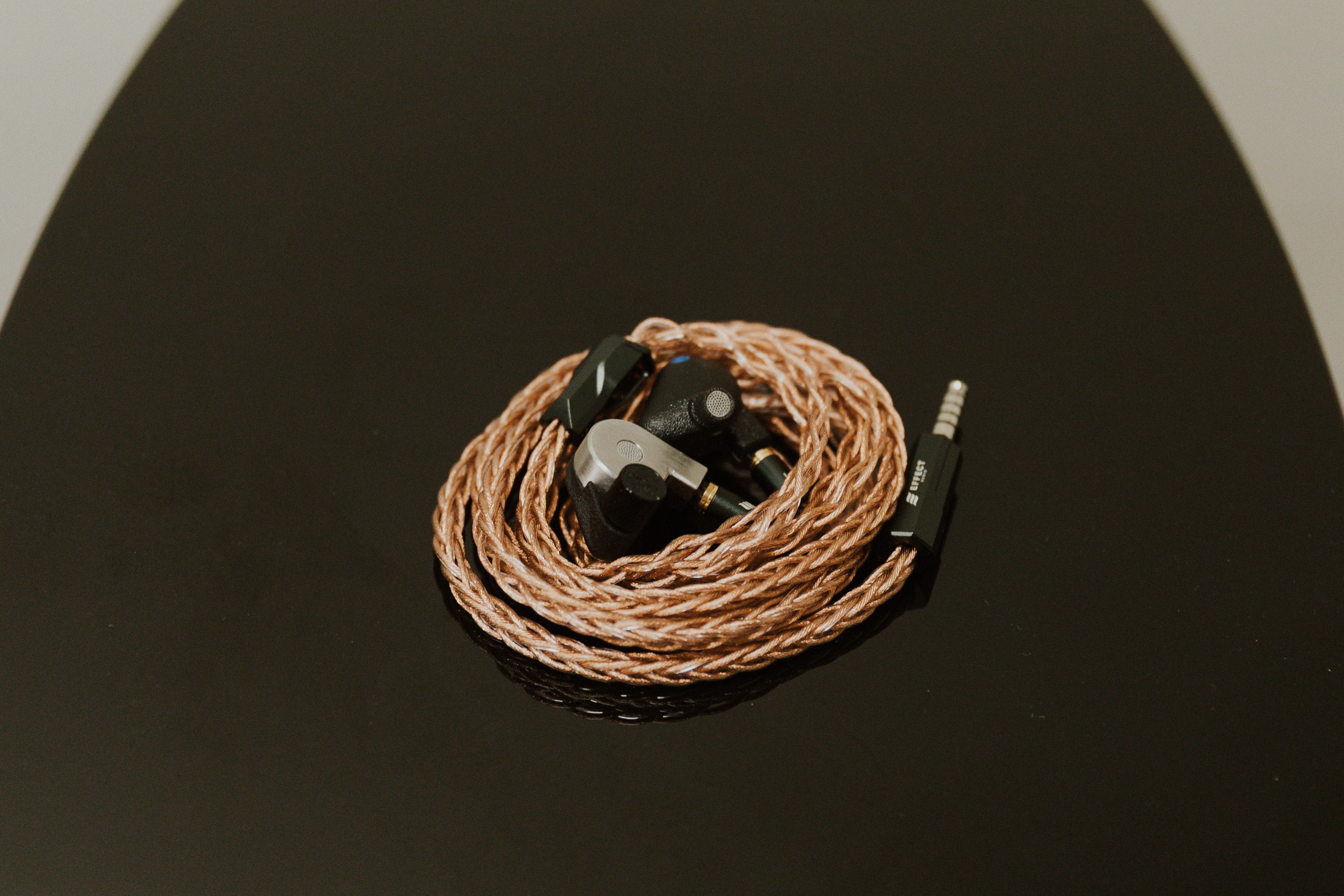 最終価格 ほぼ新品 FATfreq x Effect Audio:Quantum FATfrequency x Effect Audio Quantum Universal Planar IEMs