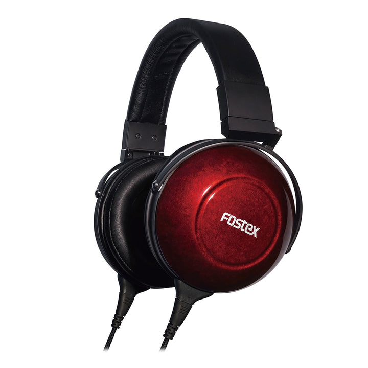 Fostex TH900mk2 3 quarter profile over white background