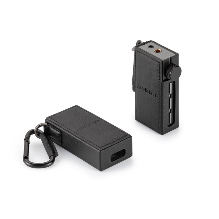 Astell&Kern HB1 case x1 empty horizontal, x1 3 quarter front right vertical over white background