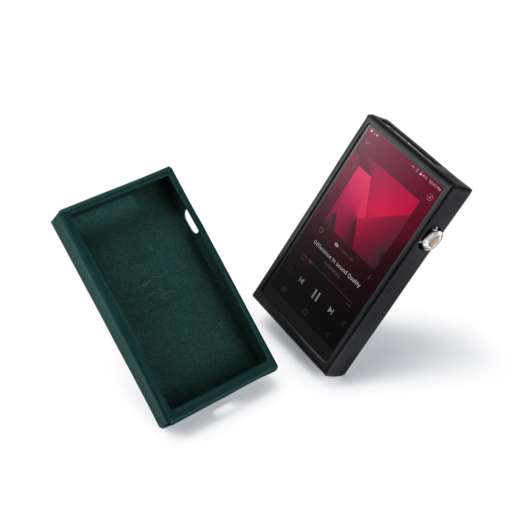Astell&Kern SE300 green case and black case with inserted player over white background