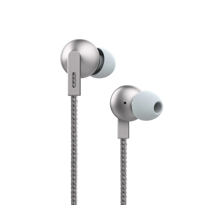 ddHiFi E13P earphones closeup whitebox