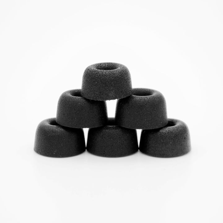 closeup Dekoni Bulletz TWS tips stacked