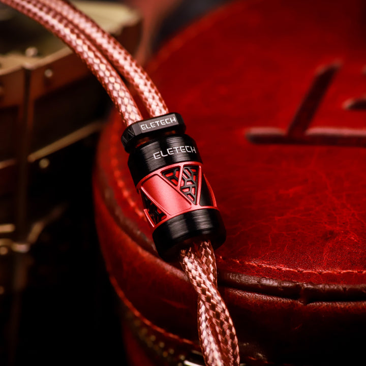 Eletech Aristotle Y-split closeup with leather case