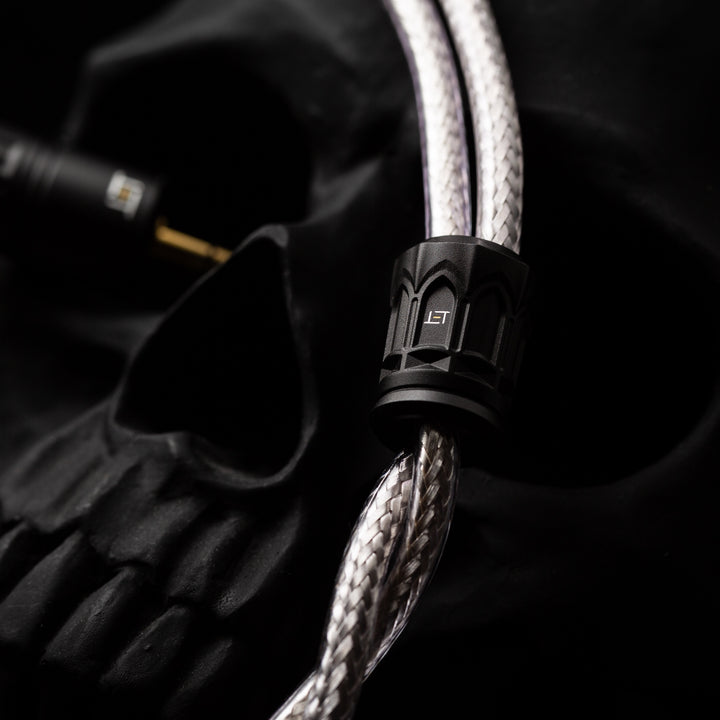 Eletech Purgatorio highlighting Y-split over black skull