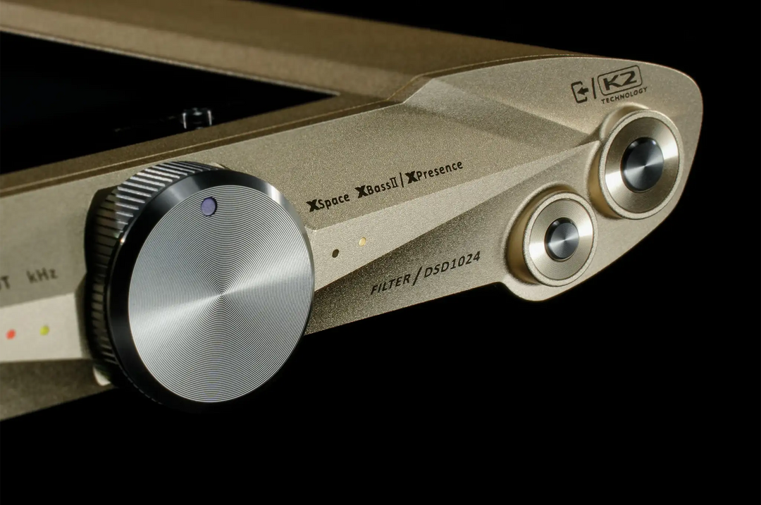 iFi Audio iDSD Valkyrie dac/amp front right closeup of volume knob