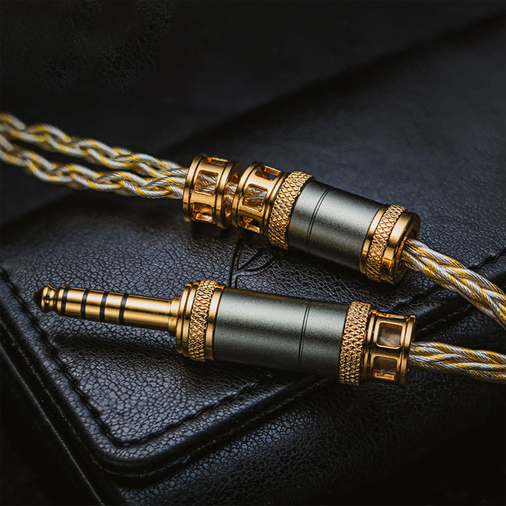 Kinera MIA closeup Y-split and 4.4mm termination