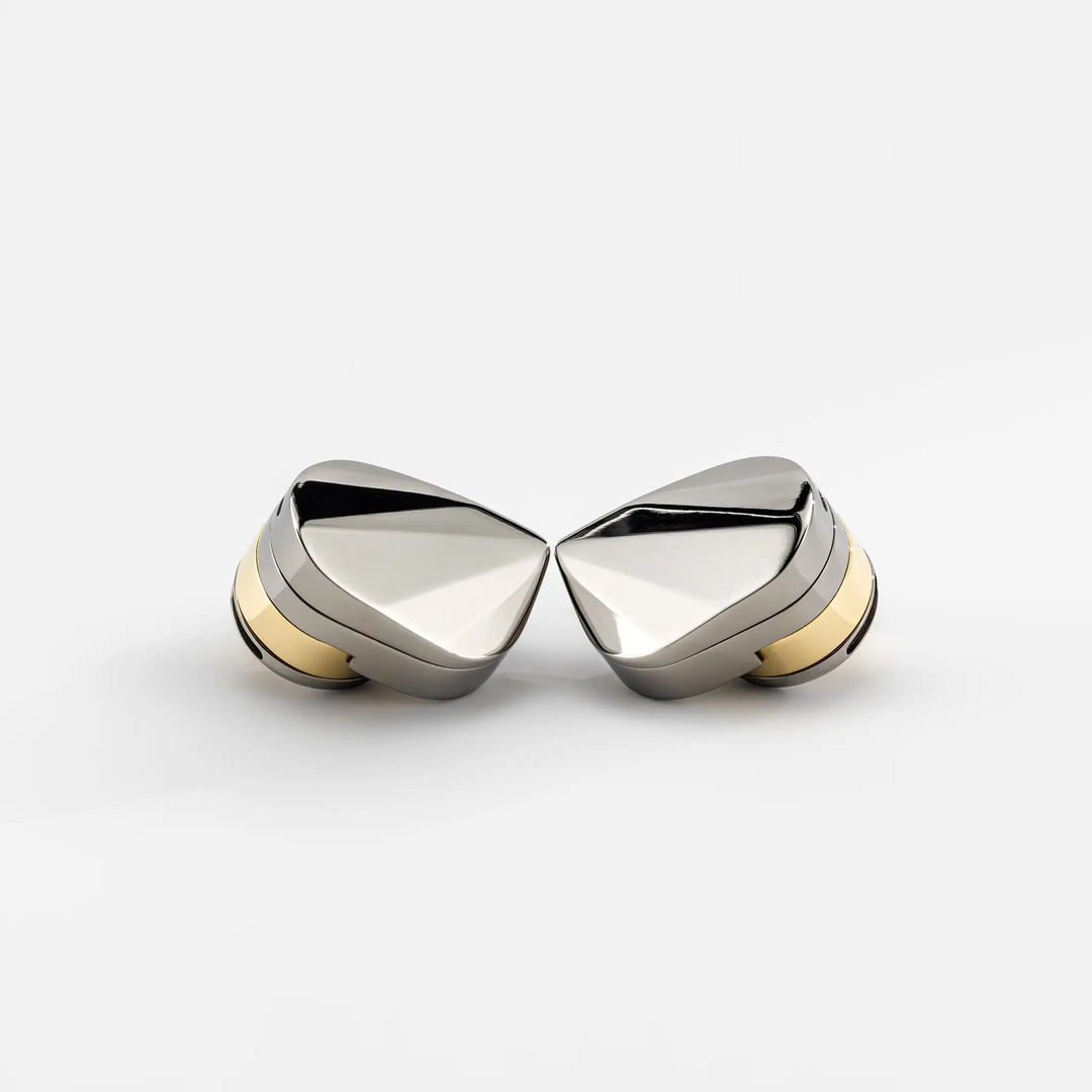 Moondrop Illustrious IEMs sitting front center whitebox