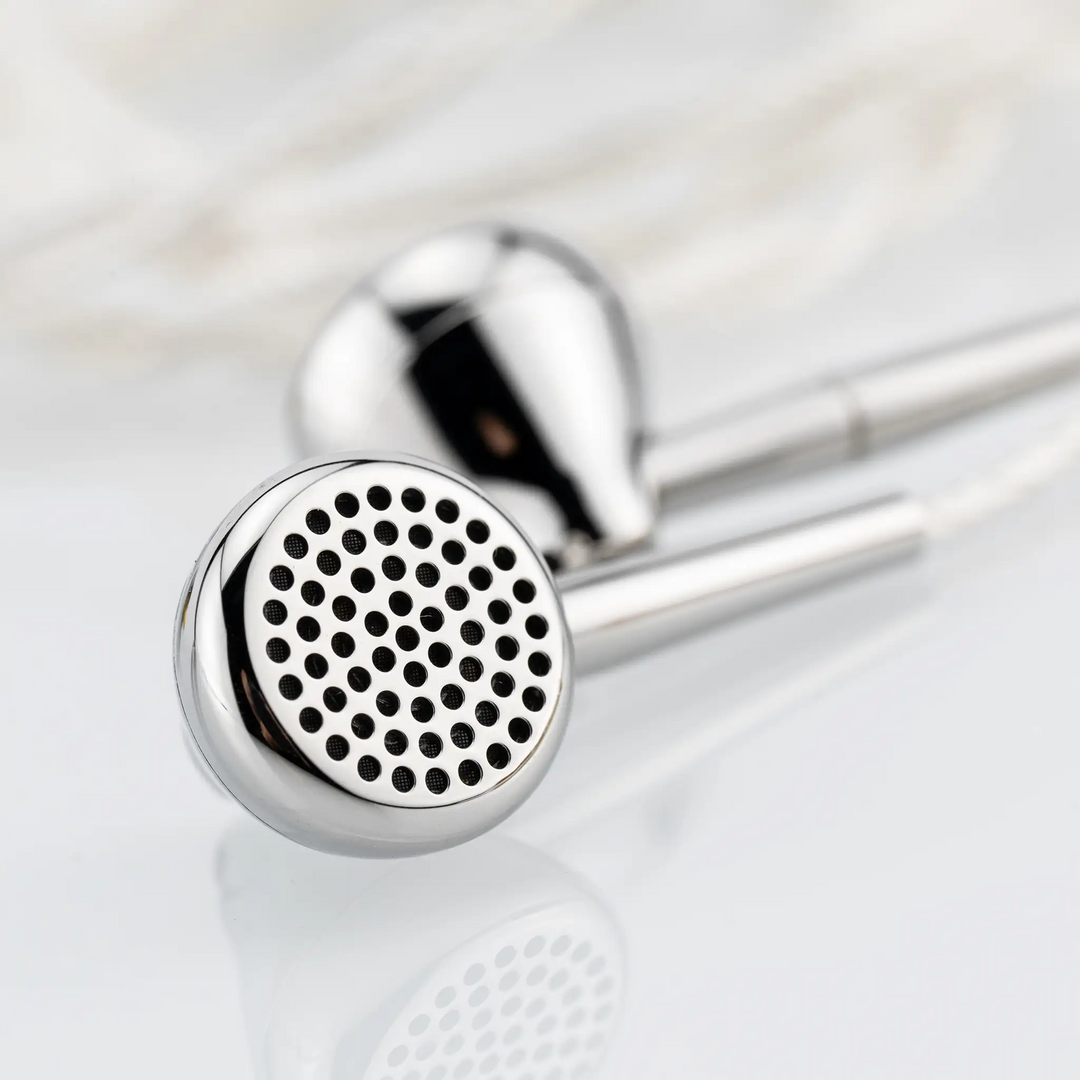 Moondrop Pavane IEMs front earbud extreme closeup whitebox