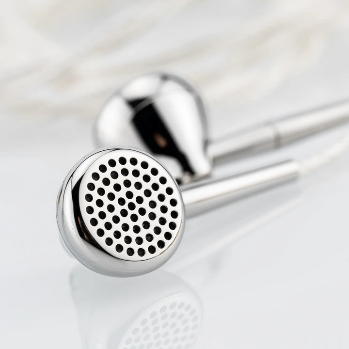 Moondrop Pavane IEMs front earbud extreme closeup whitebox