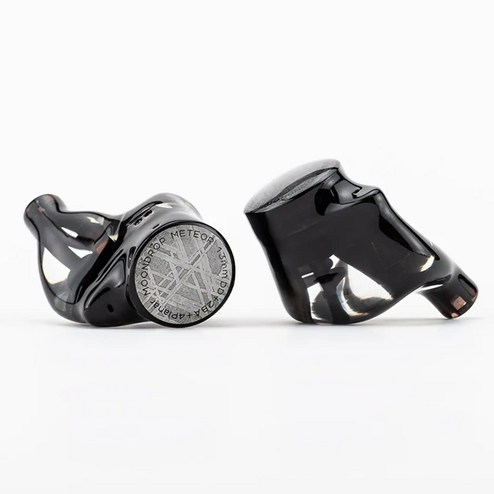 Moondrop Meteor IEMs front and bottom view whitebox