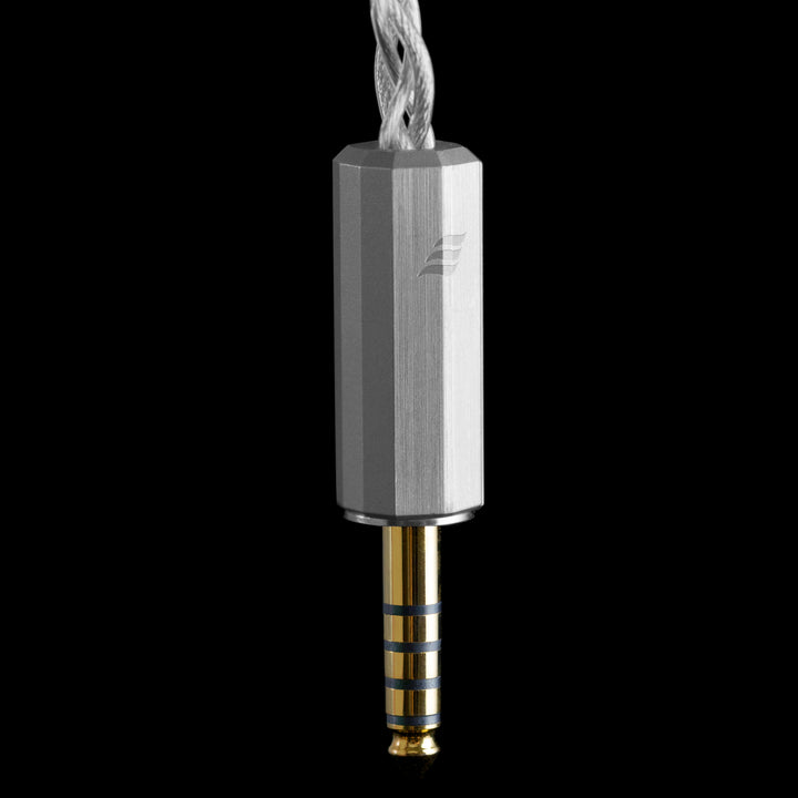 Effect Audio Cleopatra 2 closeup of Pentaconn connector