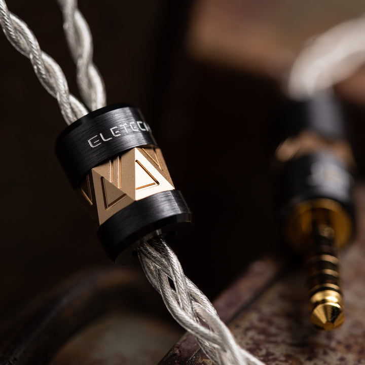 Eletech Cassiel cable with closeup of silver strands and y-split