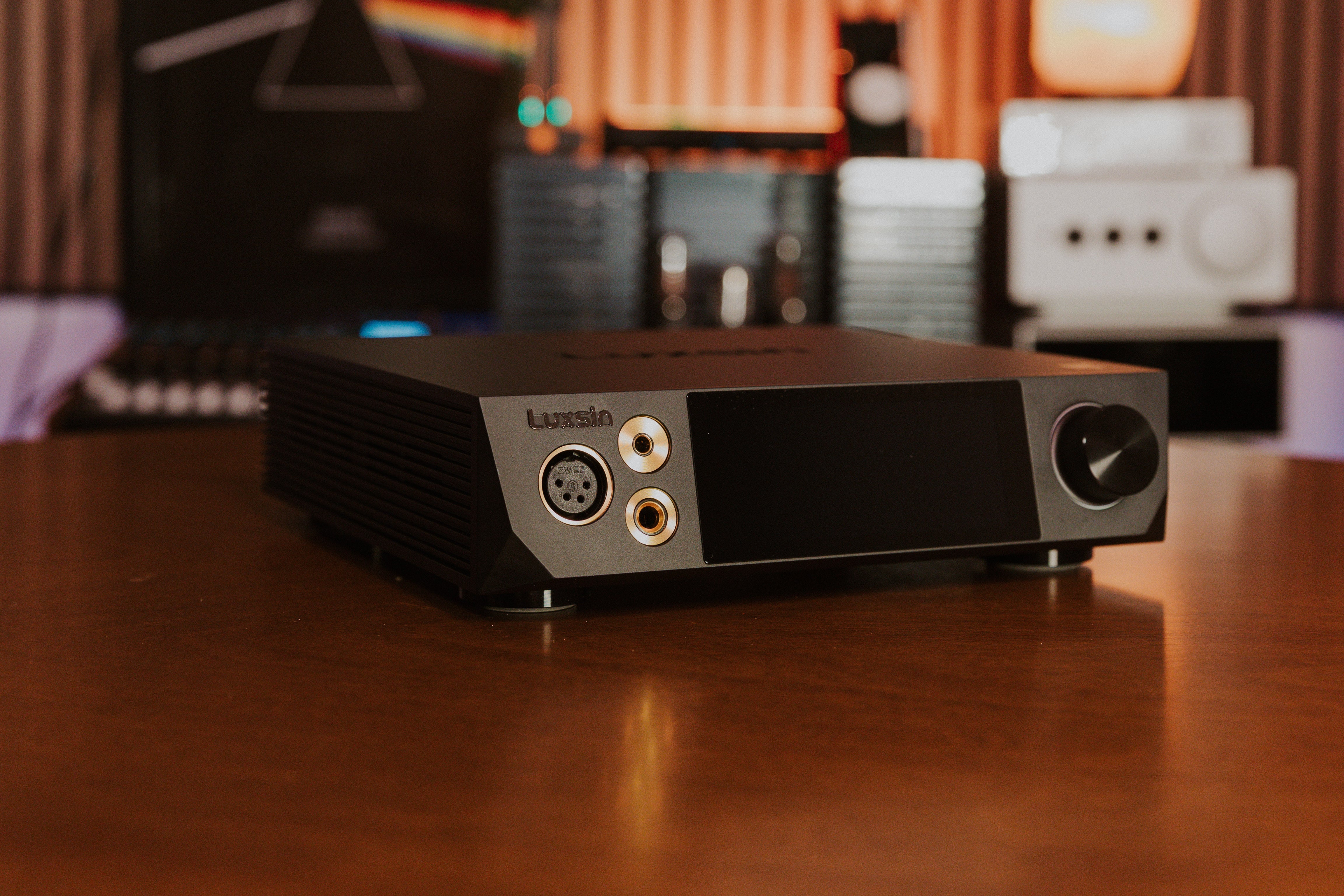 The Future is Here | Luxsin X8 Review – Bloom Audio