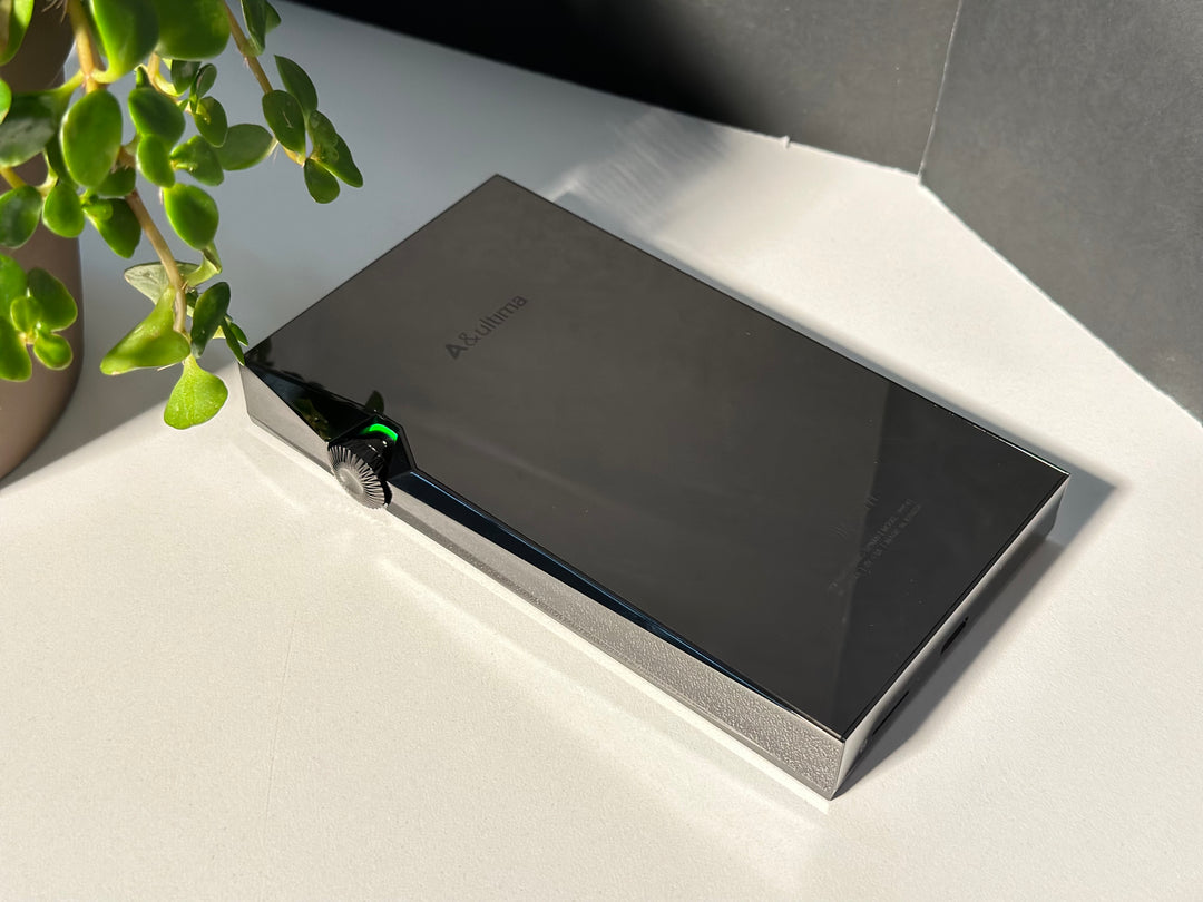 Astell&Kern SP3000 DAP with plant from Bloom Audio gallery
