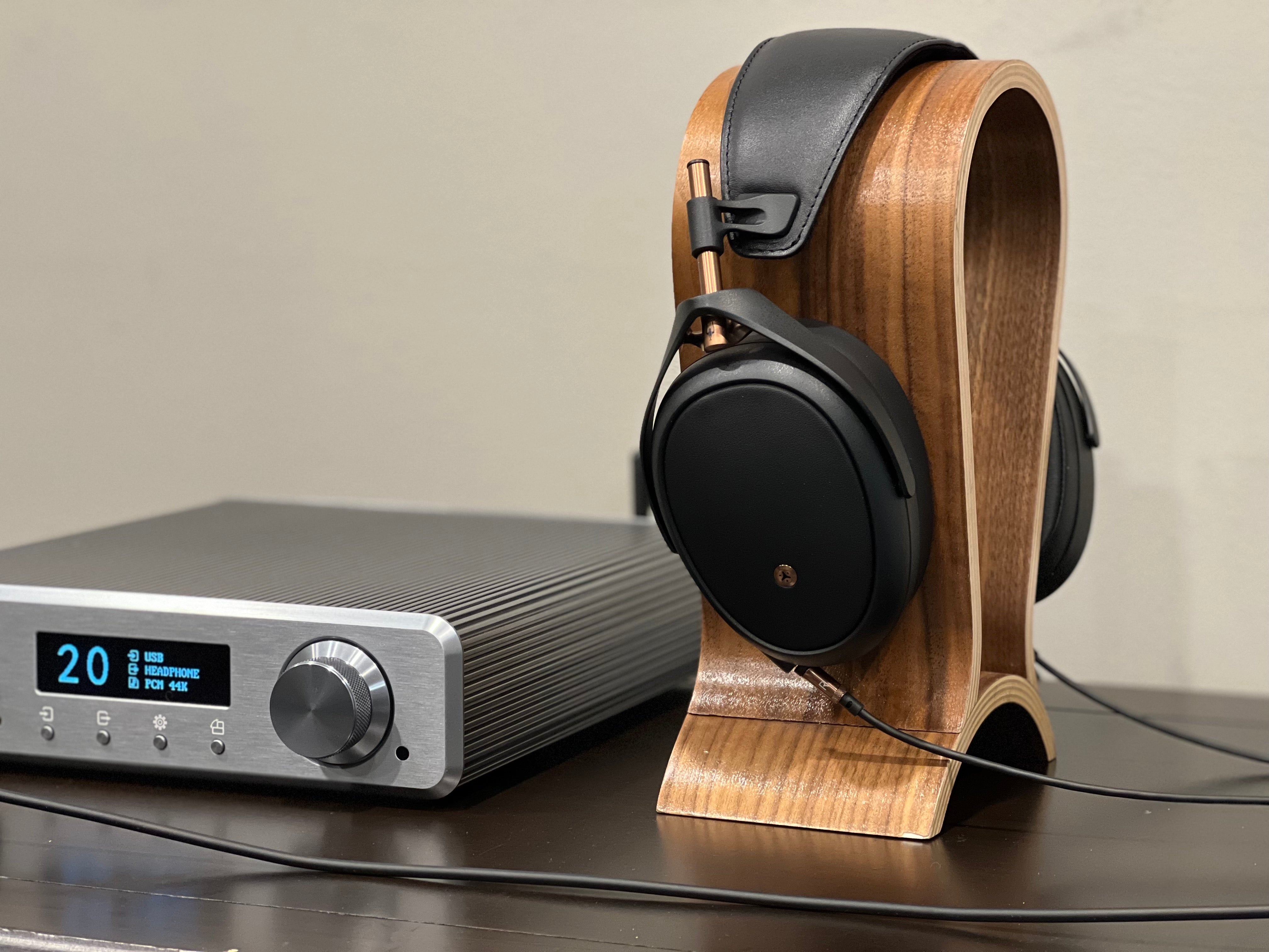 Meze Liric Review | Bloom Audio