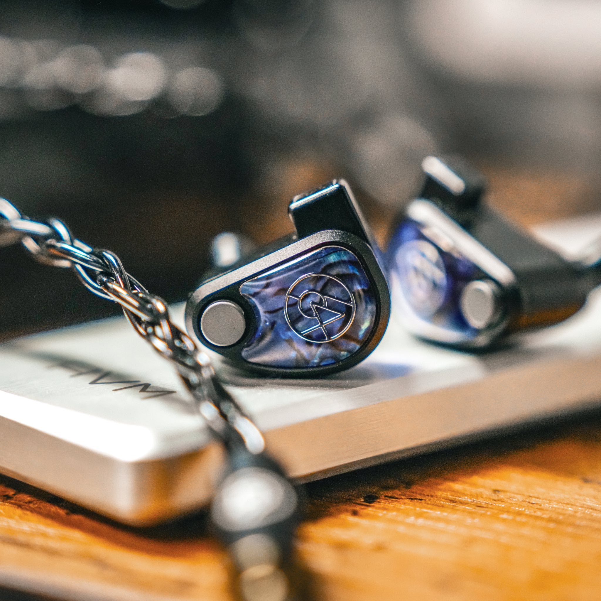 64 Audio Volür 10-Driver Hybrid Universal IEMs | Bloom Audio