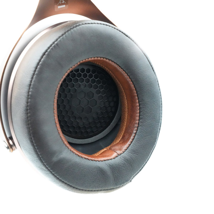 FOCAL STELLIA PREOWNED | CLOSED-BACK HEADPHONES-Bloom Audio