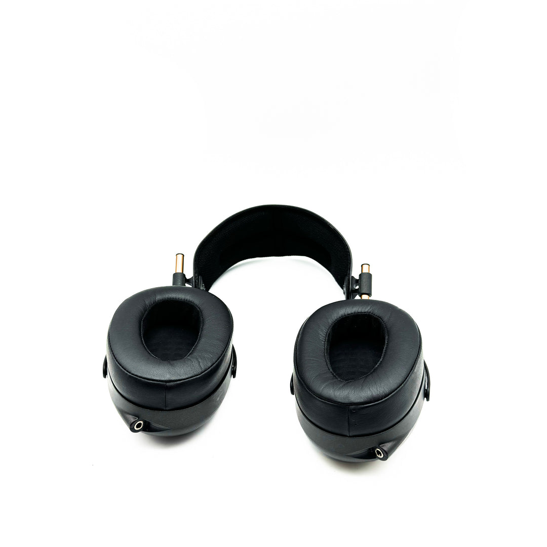 MEZE Liric PREOWNED | Portable Isodynamic Headphone-Bloom Audio