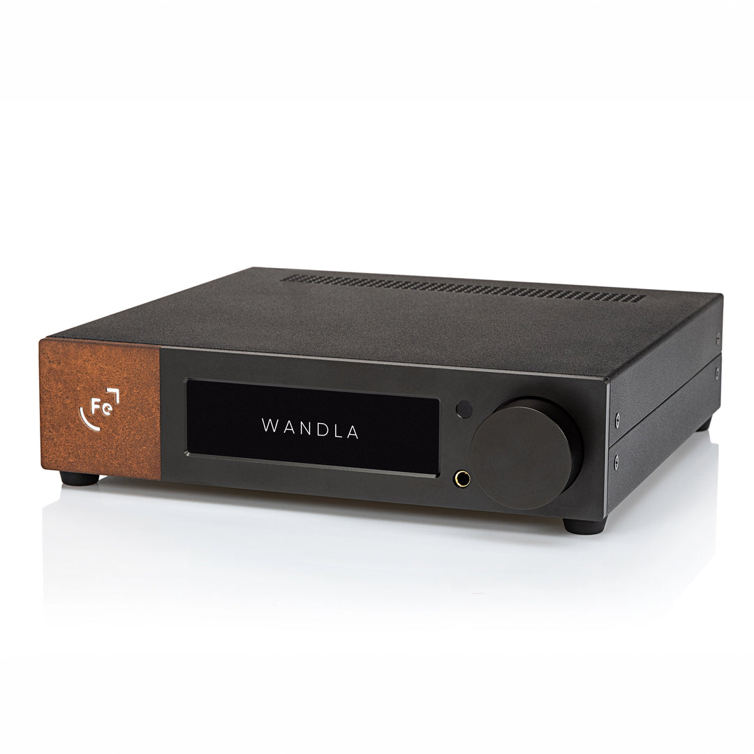 Ferrum Audio WANDLA 2.0 HP front right 3 quarter whitebox