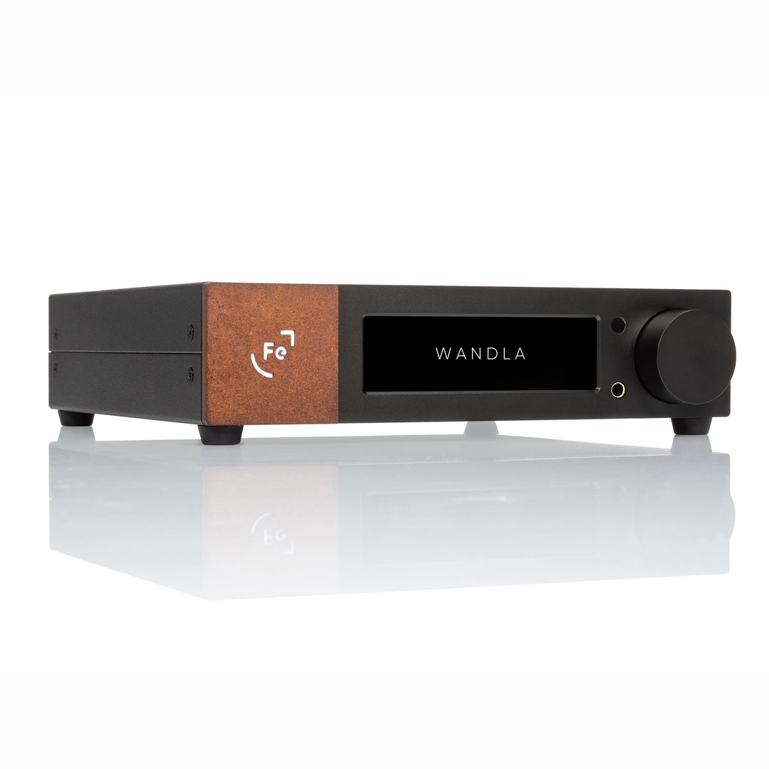 Ferrum Audio WANDLA 2.0 HP front left 3 quarter whitebox