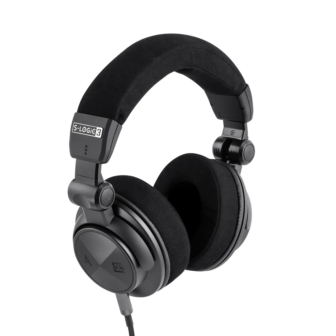 Astell&Kern x Ultrasone Virtuoso headphone front left 3 quarter top down angle whitebox