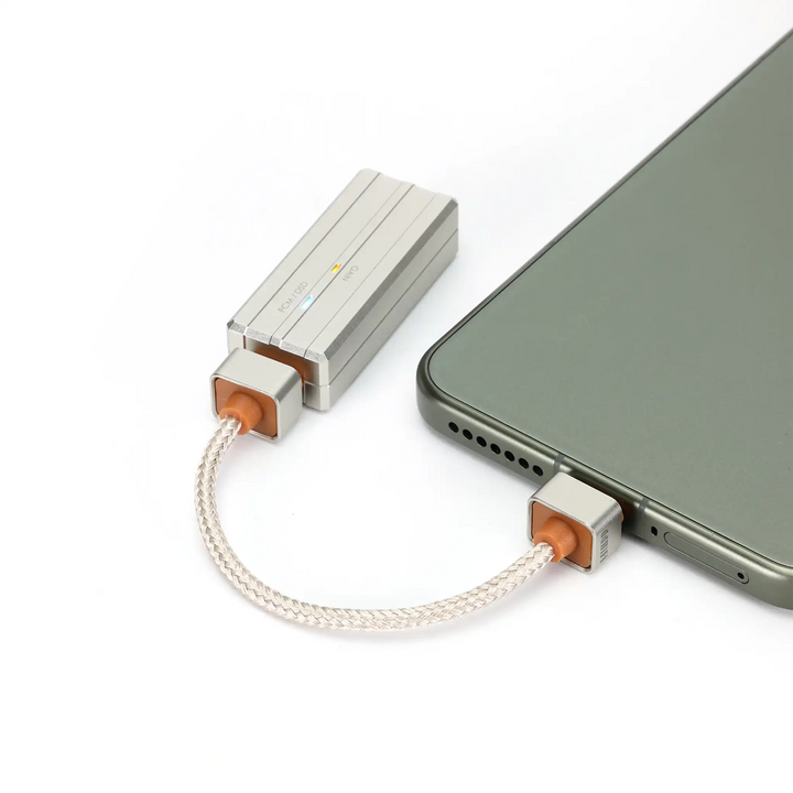 ddHiFi TC03SS cable attached to DAC/amp and phone whitebox