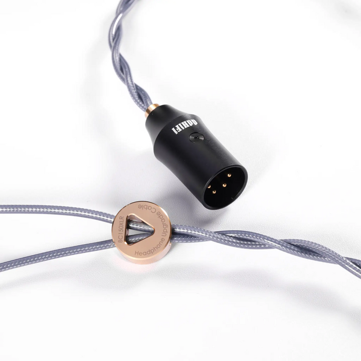 ddHiFi BC150XLR cable y-split and XLR plug closeup whitebox