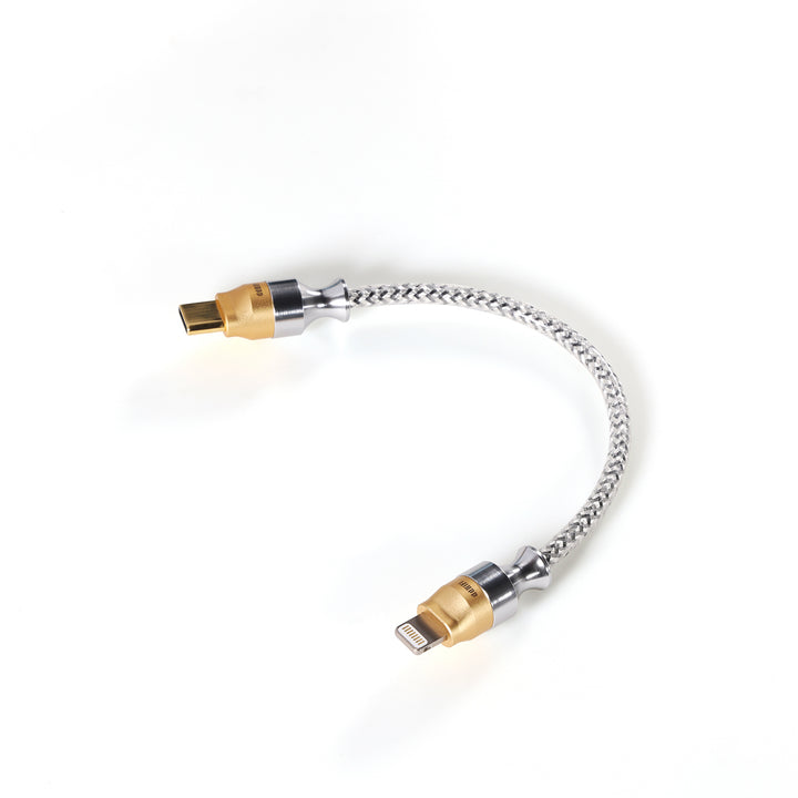 ddHiFi MFi07S 10cm OTG cable over white background highlighting connectors
