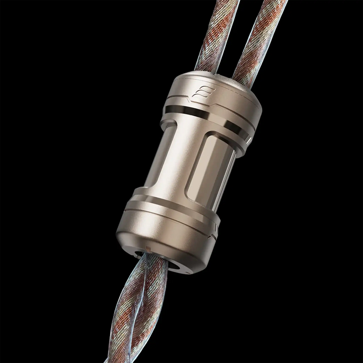 Effect Audio Fusion 1 2025 IEM upgrade cable closeup y-split on black background