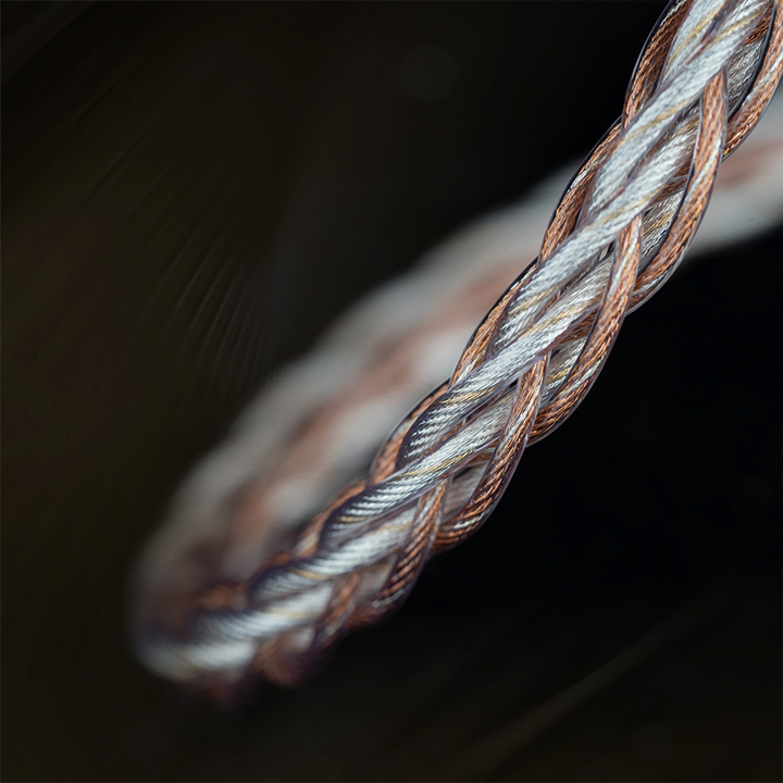 Effect Audio Annihilator Prime iems cable extreme closeup