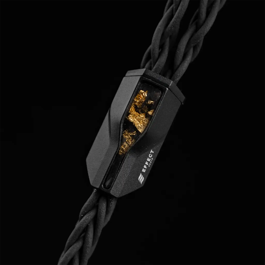 Effect Audio Dionysus cable y-split closeup on black background