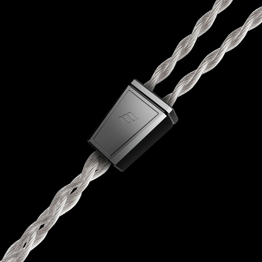 Effect Audio Cadmus Lite cable y-split closeup on black background