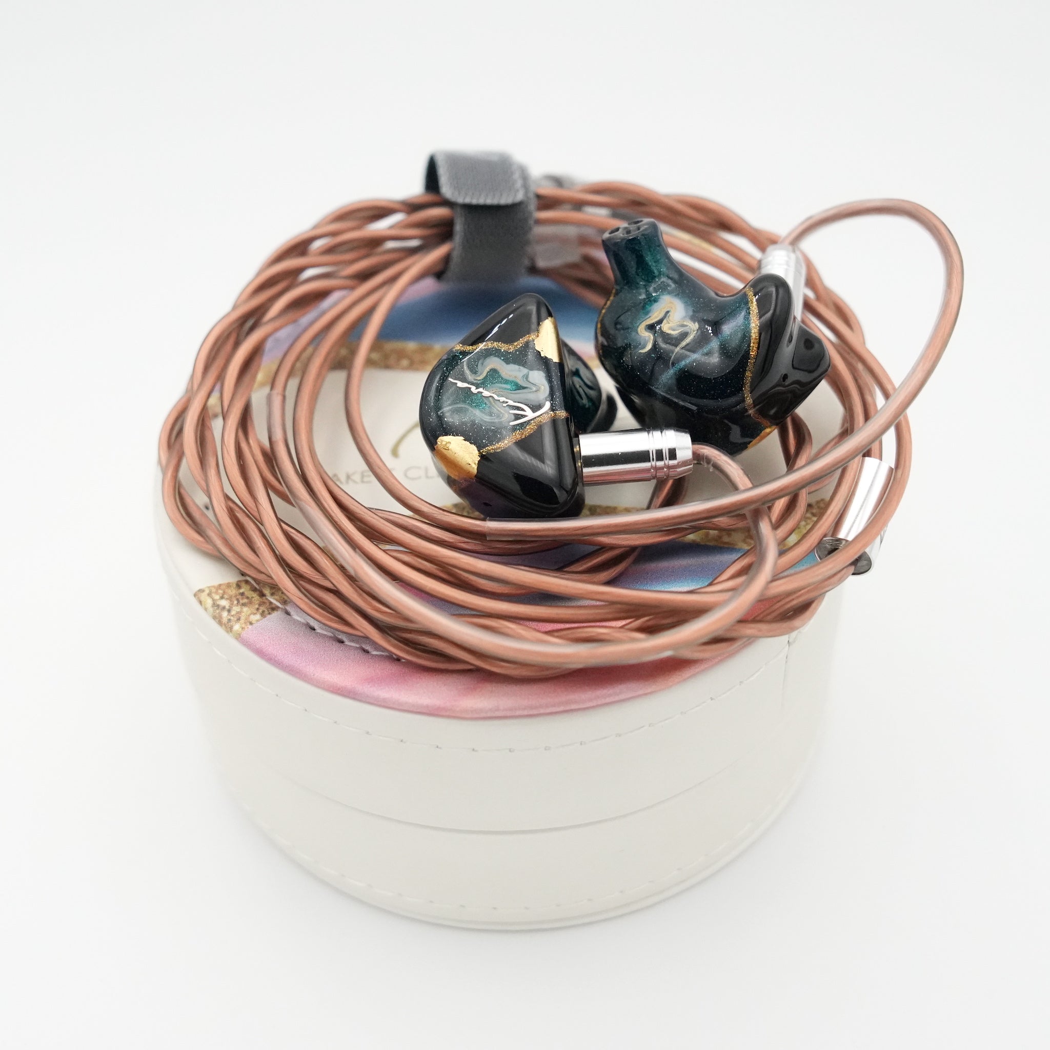 Kinera Freya PREOWNED | Universal Hybrid IEMs