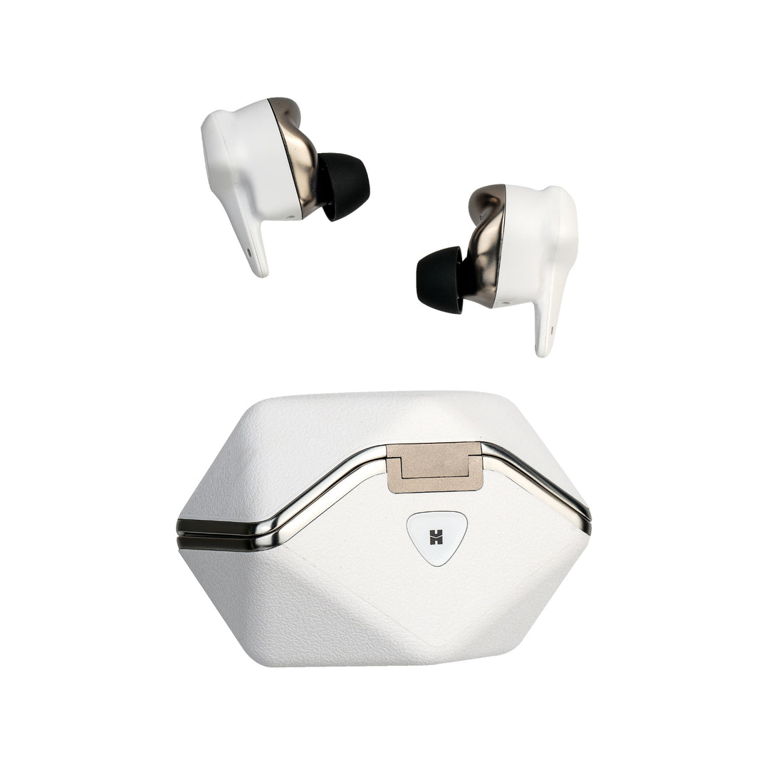 HiFiMAN Svanar Wireless Jr profile with closed case over white background