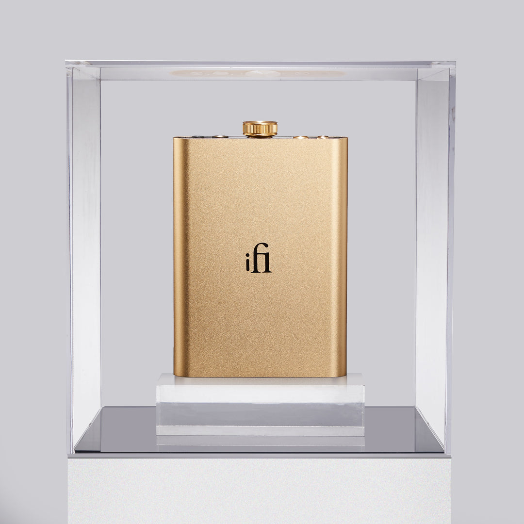 iFi hip-dac 2 gold top inside clear display case