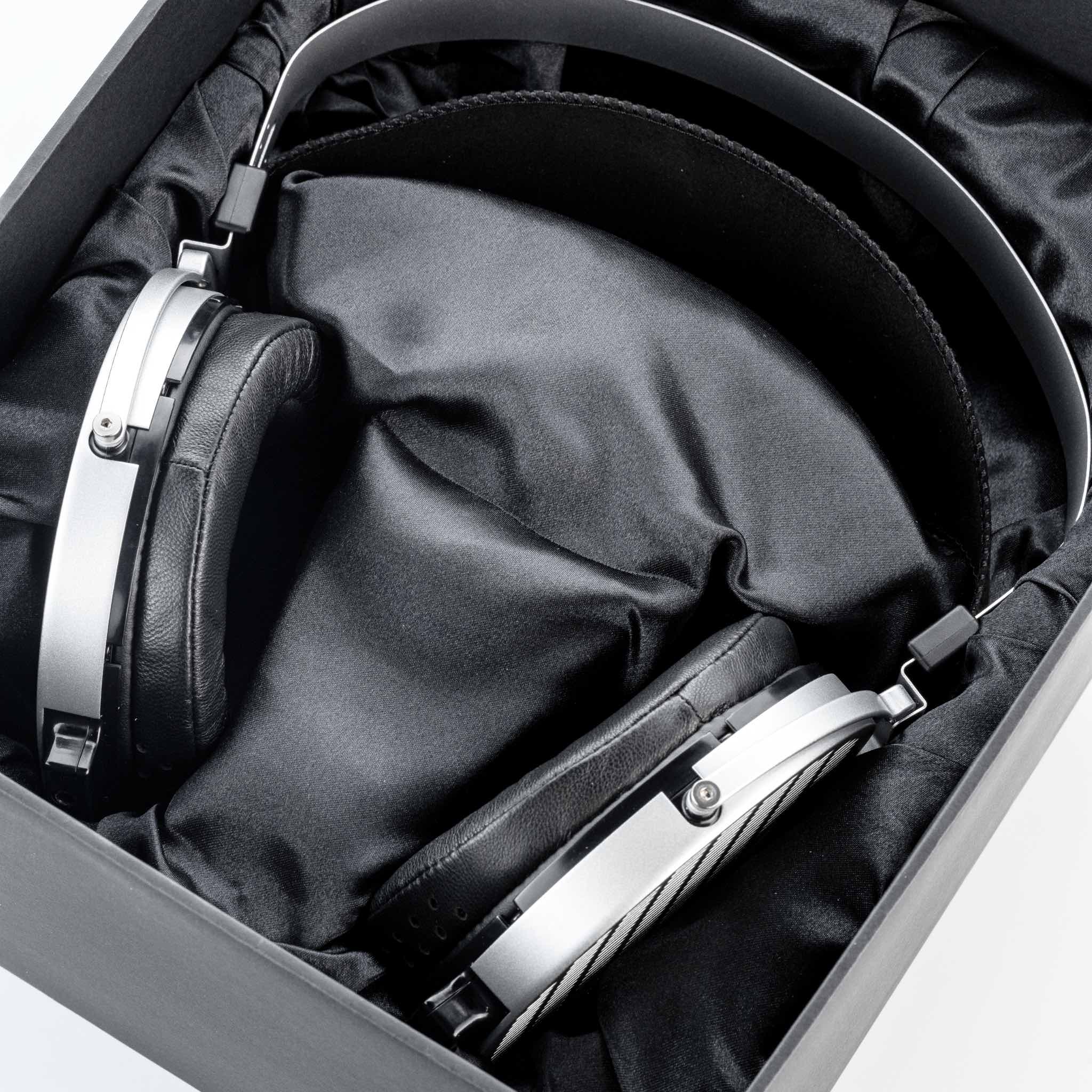 Moondrop COSMO Open-Back Nanoscale Planar Headphone | Bloom