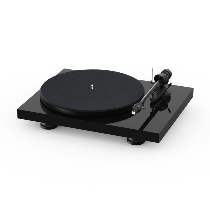 Pro-Ject Debut Carbon EVO gloss black over white background