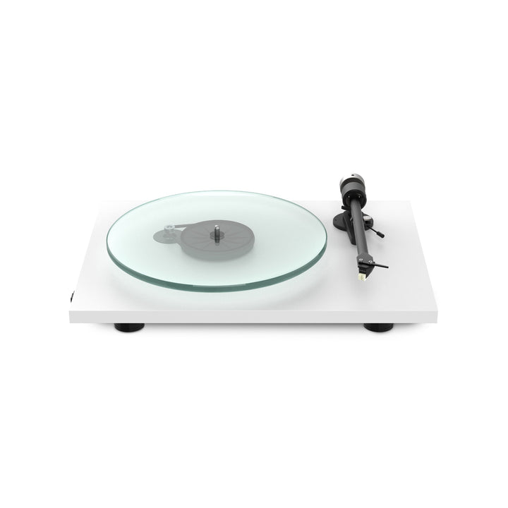 Pro-Ject T2 satin white top front quarter without dust cover