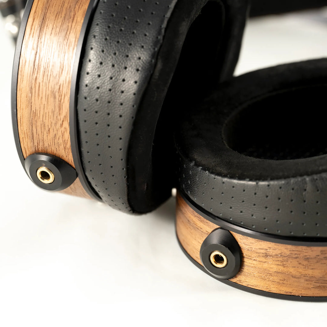 RaaL Immanis closeup wood earcups, headphone jacks and pads