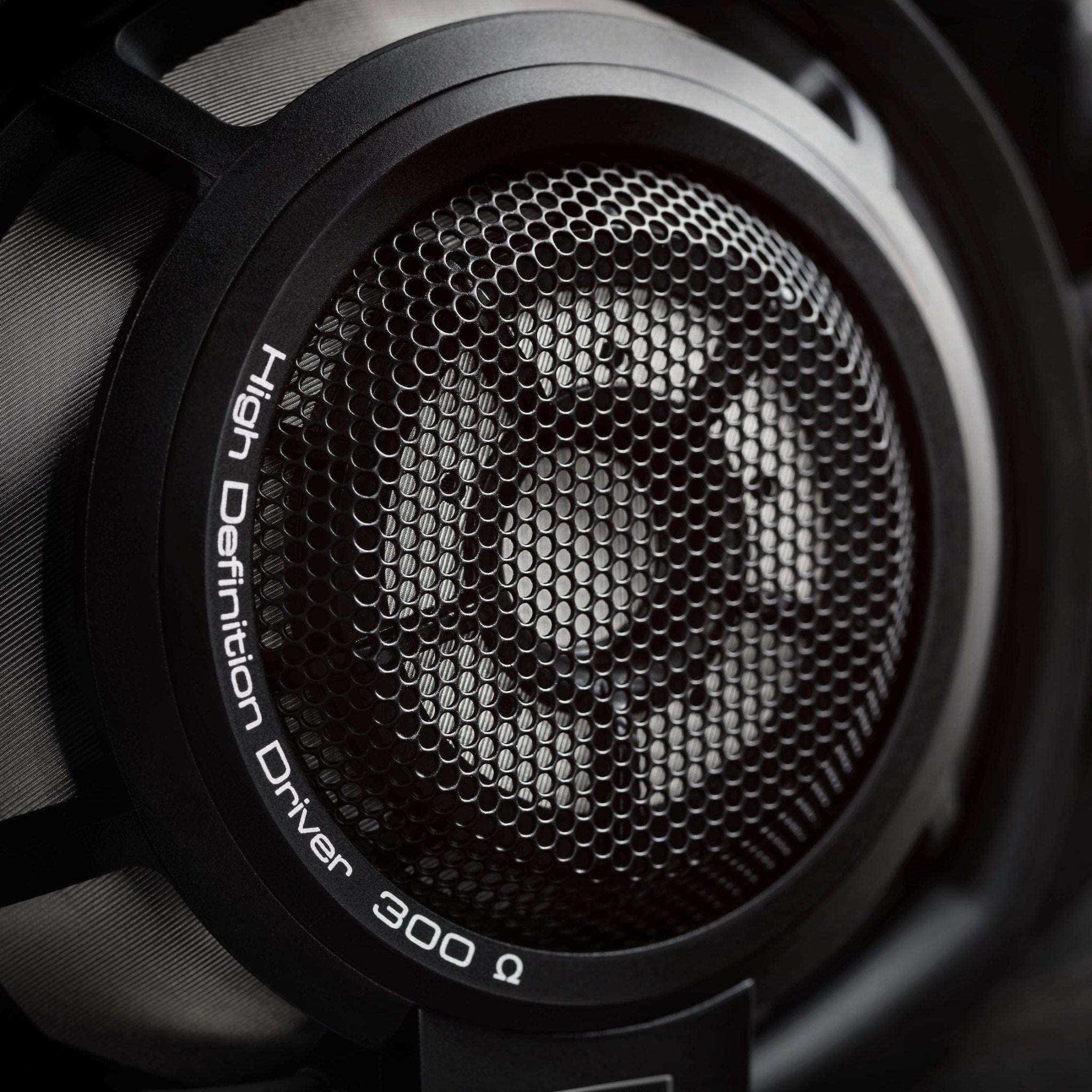 Sennheiser HD 800 S Open-Back Dynamic Headphones | Bloom Audio