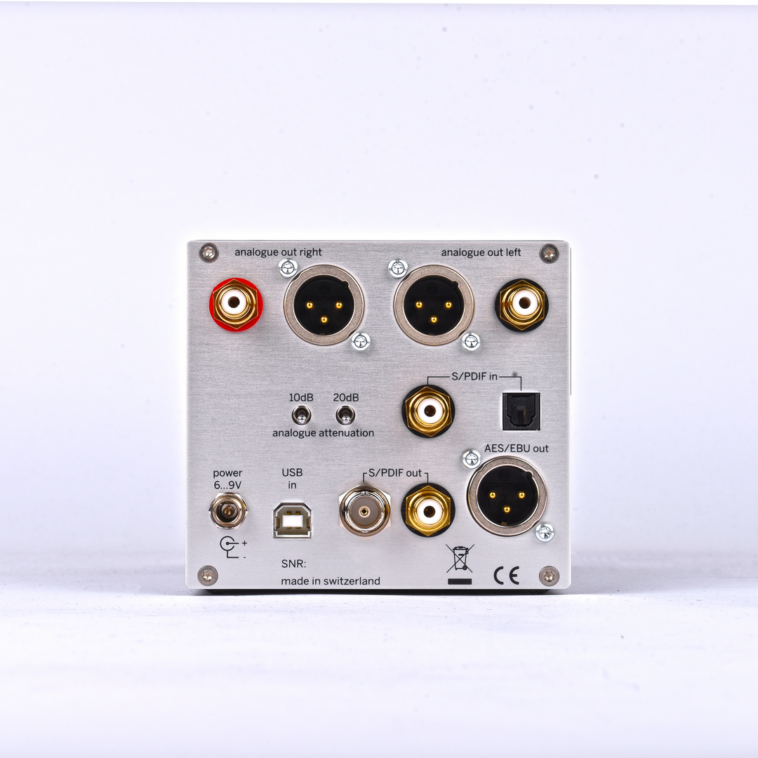 Weiss DAC204 MK2 rear center whitebox