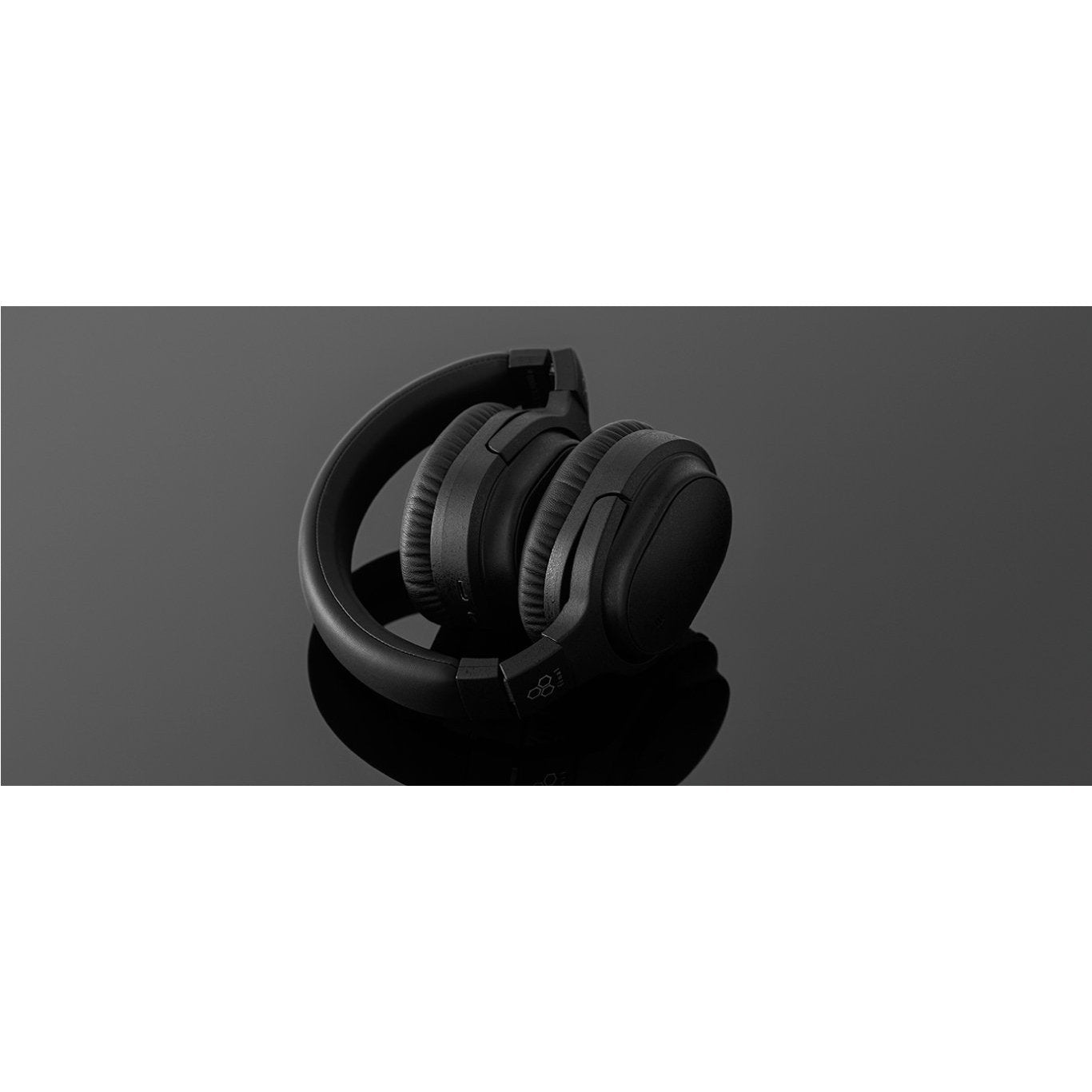 Final UX3000 Wireless Over-ear Headphones | Bloom Audio