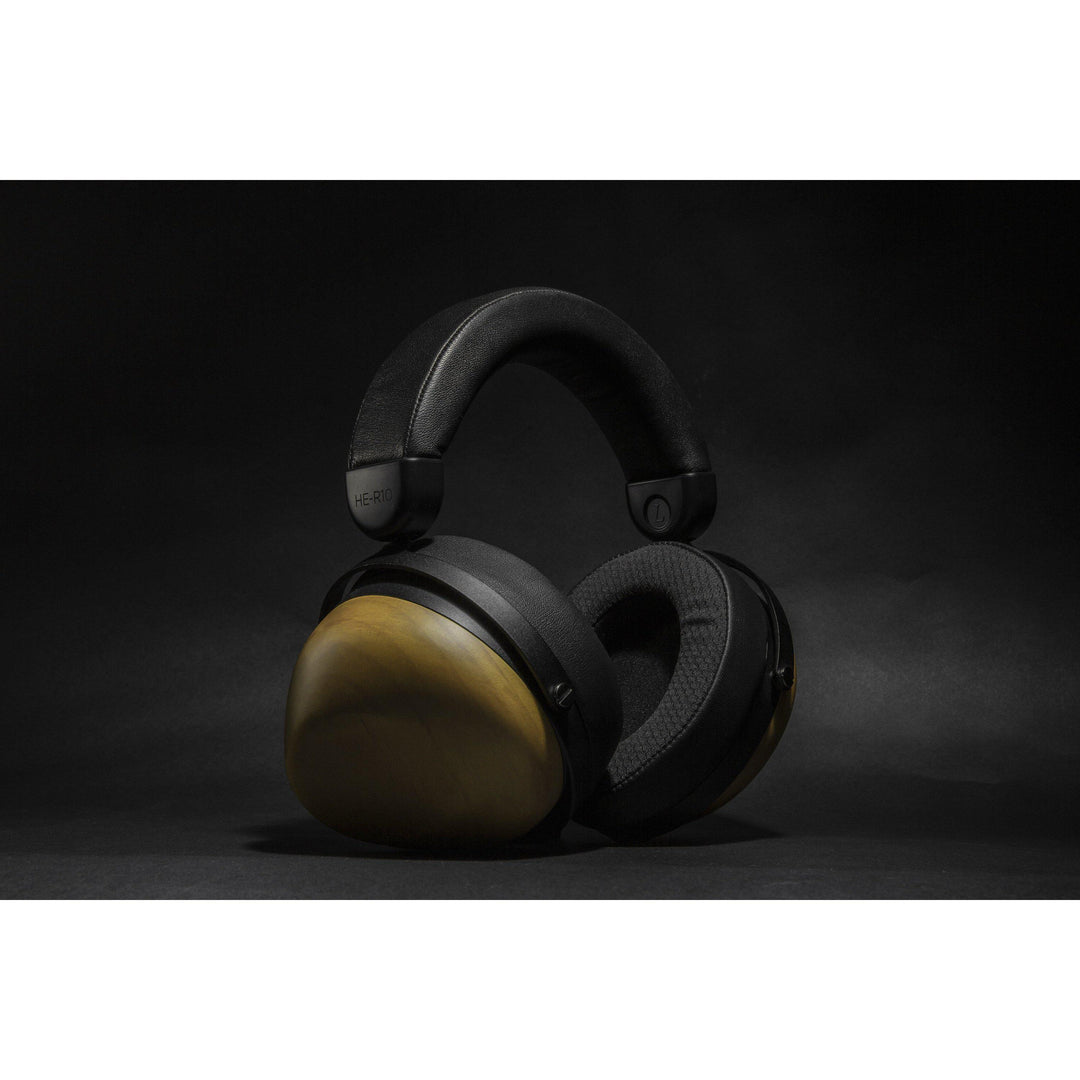 HIFIMAN HE-R10D | Closed-Back Dynamic Headphones-Bloom Audio