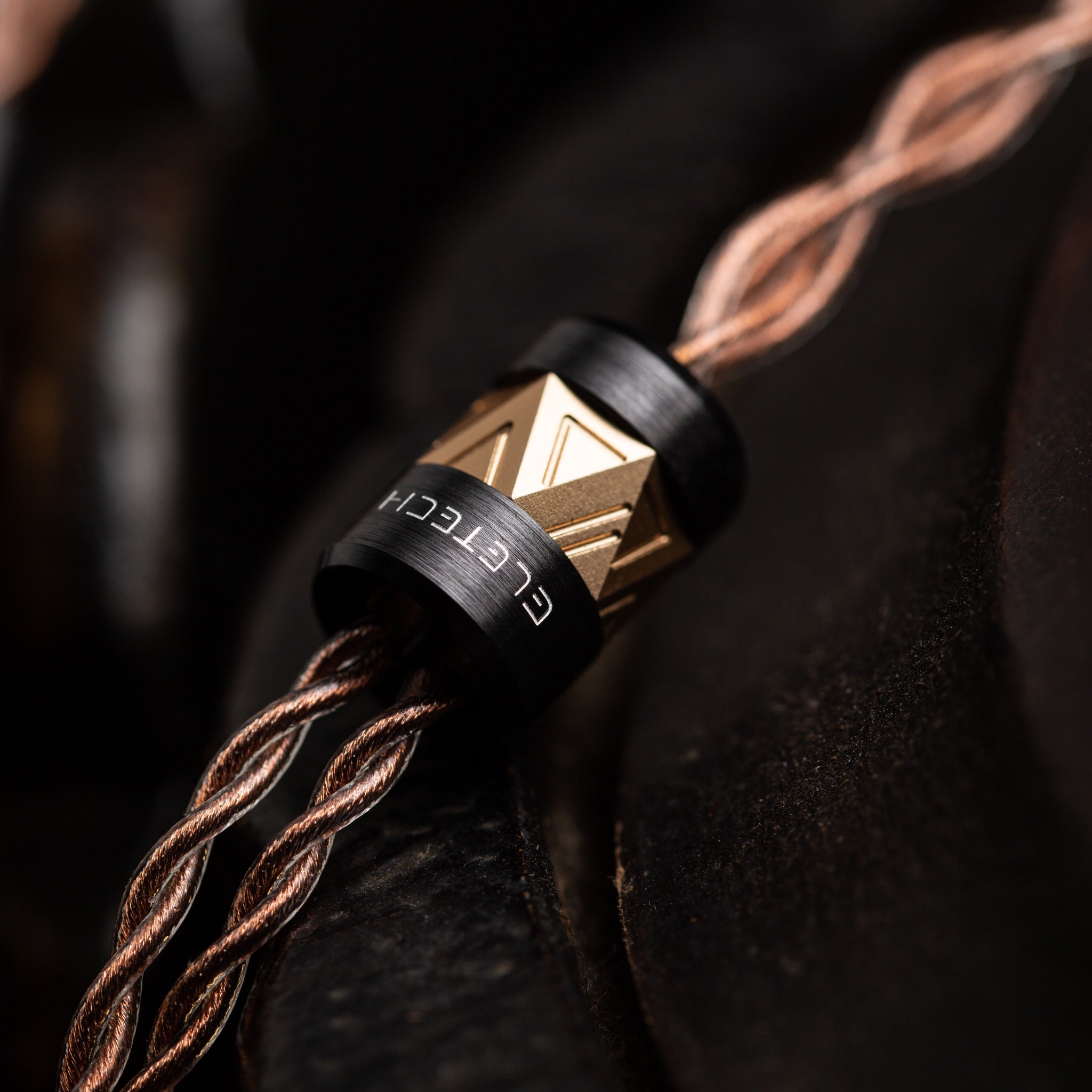 Eletech Azrael Copper Upgrade Cable for IEMs | Bloom Audio