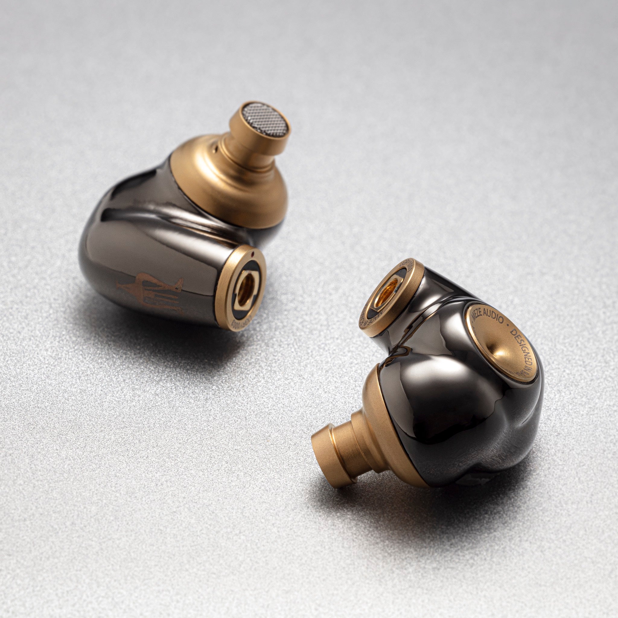 Meze ADVAR Dynamic Driver IEM | Bloom Audio