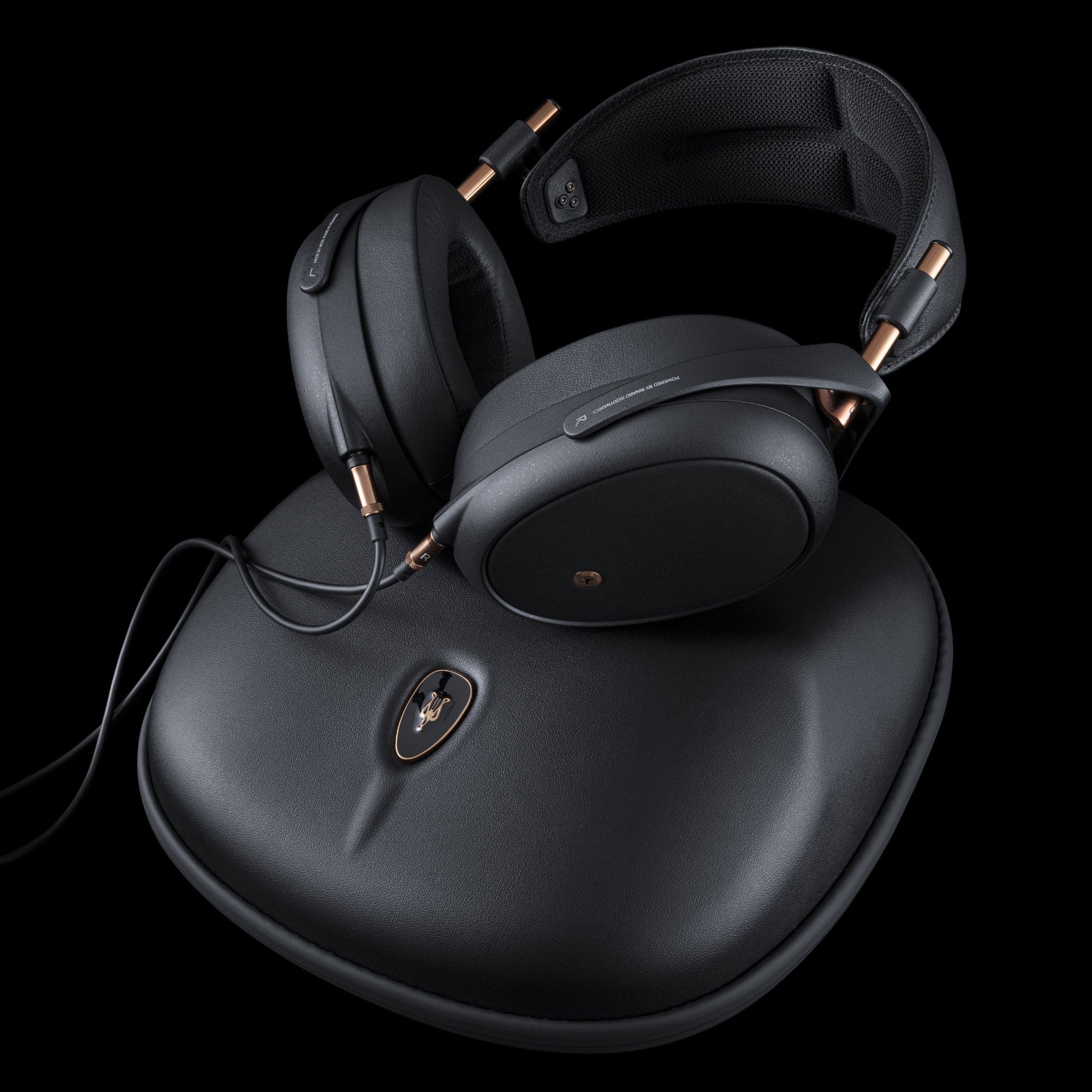 Meze Liric | Closed-Back Isodynamic Hybrid Planar Headphones